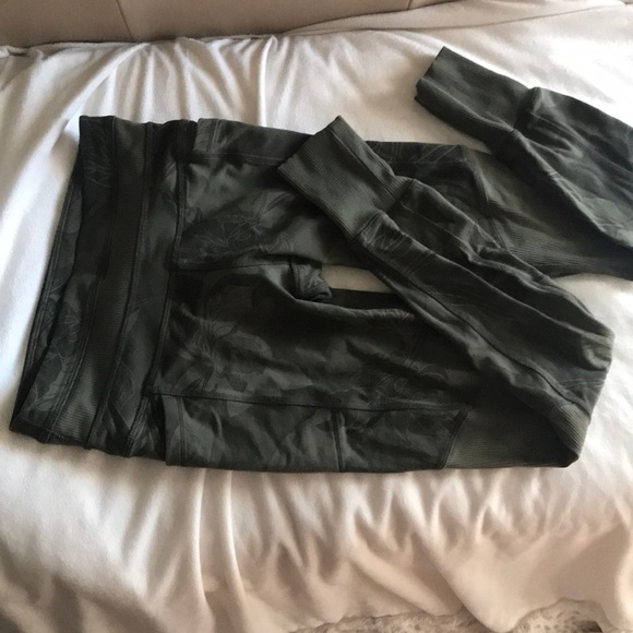 Athleta Dark Green Leggings - Picture 2 of 3